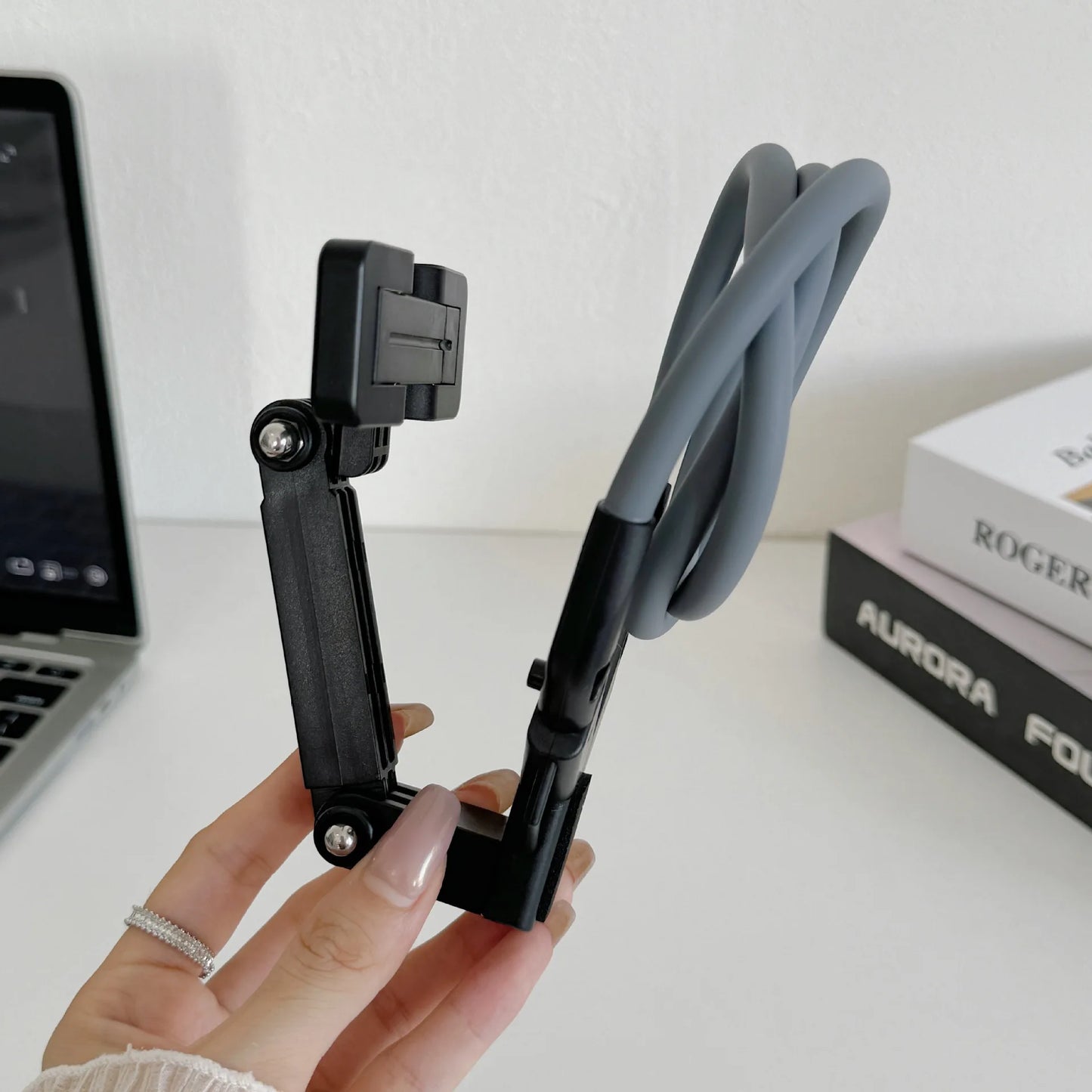 TUQ Universal Adjustable Phone Clip Holder With Chest Strap