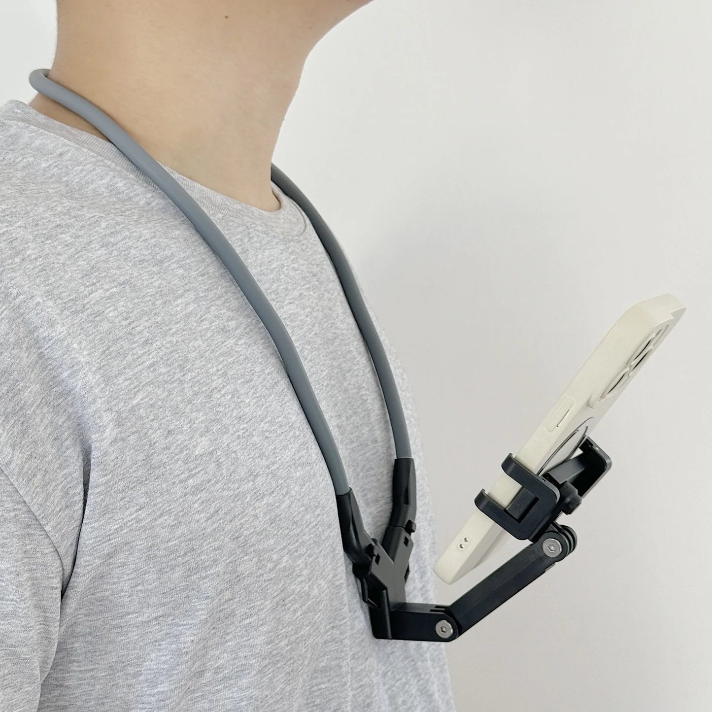 TUQ Universal Adjustable Phone Clip Holder With Chest Strap
