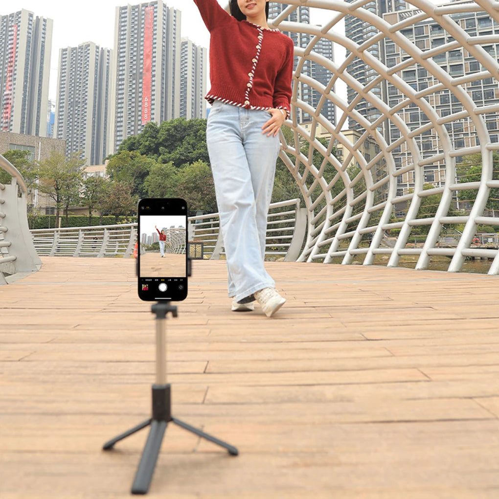 Phone Selfie Monitor Screen for Vlog  and Live Stream -For iPhone and Android